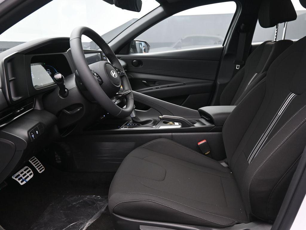 new 2025 Hyundai Elantra car, priced at $22,736