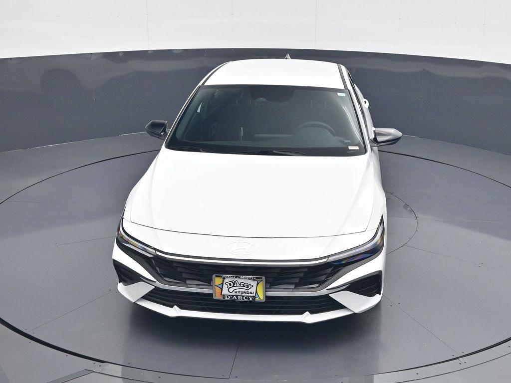 new 2025 Hyundai Elantra car, priced at $22,736