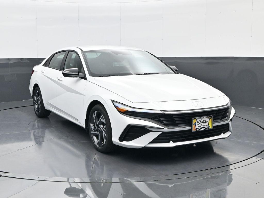 new 2025 Hyundai Elantra car, priced at $22,736