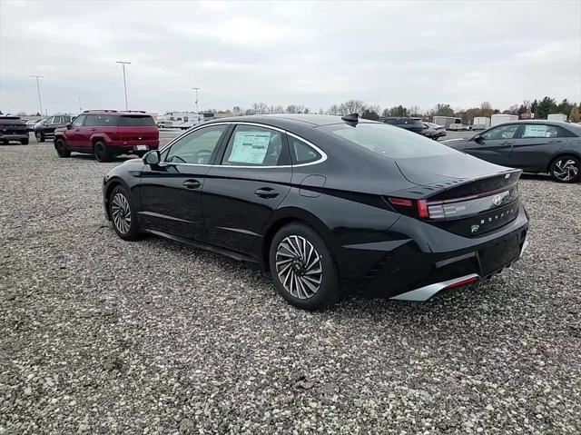 new 2025 Hyundai Sonata Hybrid car, priced at $38,477