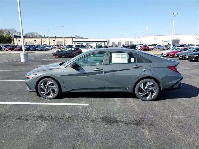 new 2025 Hyundai Elantra car, priced at $22,585