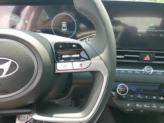 new 2025 Hyundai Elantra car, priced at $26,222