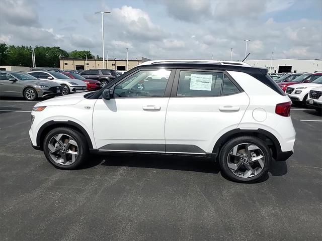 new 2025 Hyundai Venue car, priced at $24,161