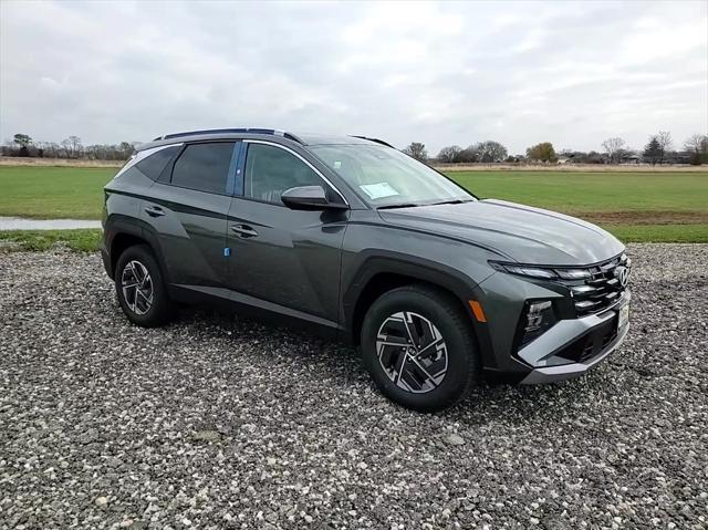 new 2025 Hyundai Tucson Hybrid car, priced at $34,995