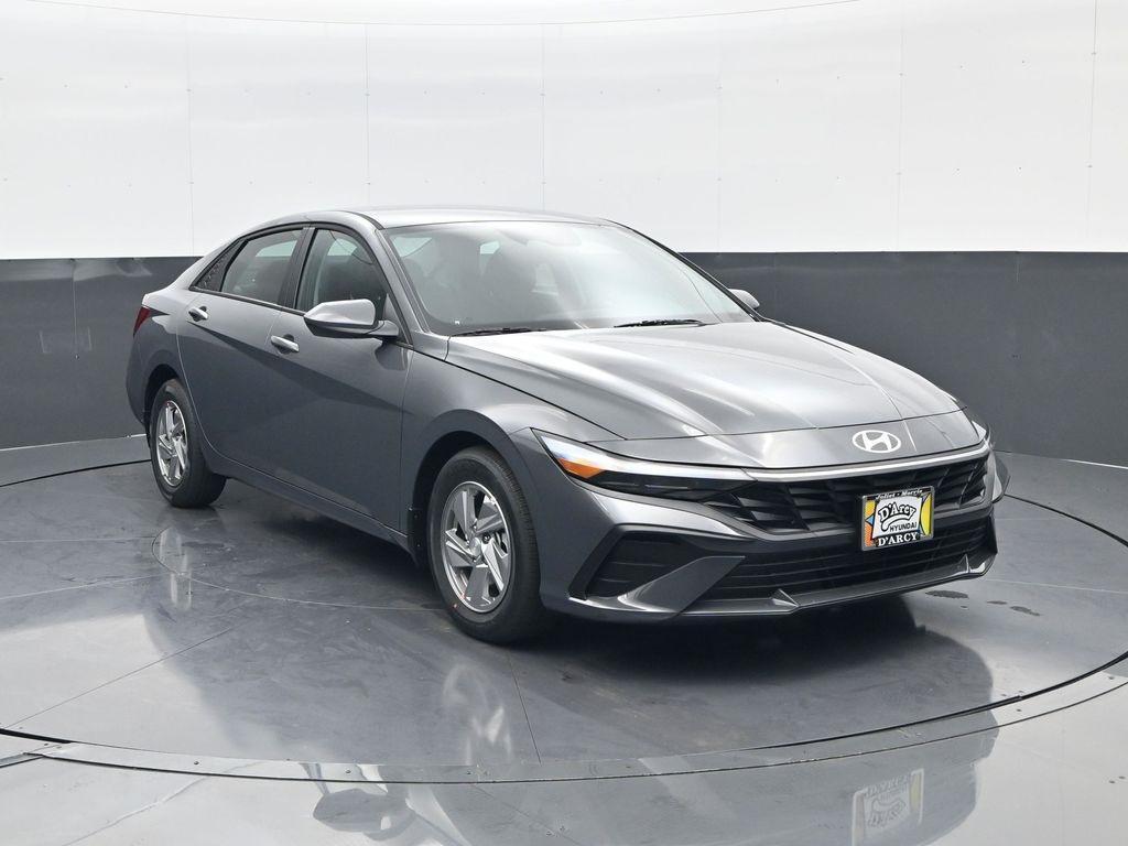 new 2025 Hyundai Elantra car, priced at $21,737