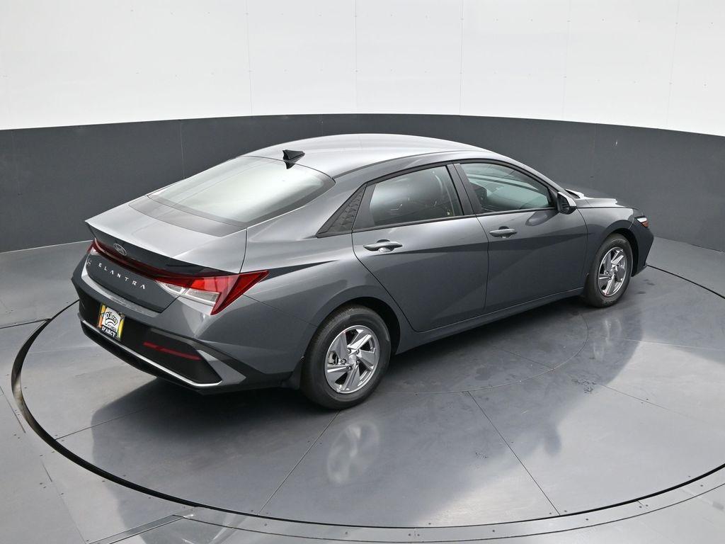 new 2025 Hyundai Elantra car, priced at $21,737