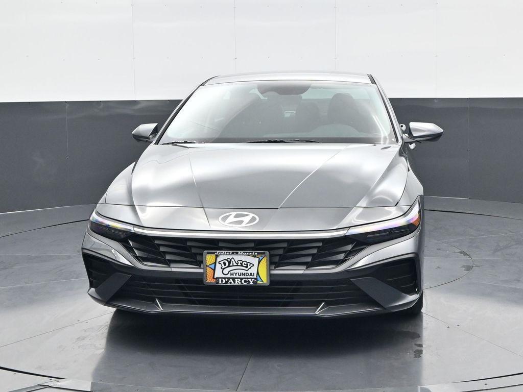 new 2025 Hyundai Elantra car, priced at $21,737