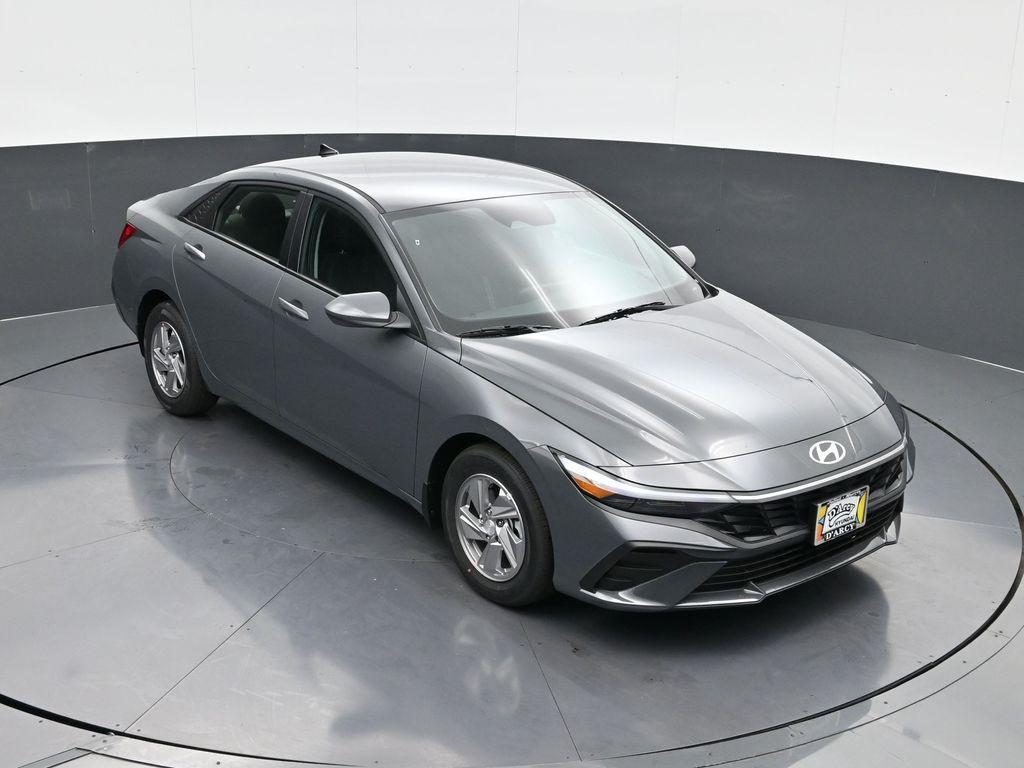 new 2025 Hyundai Elantra car, priced at $21,737