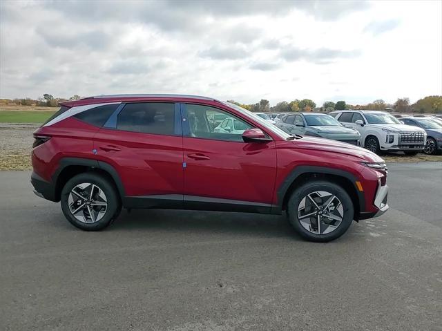 new 2025 Hyundai Tucson Hybrid car, priced at $37,832