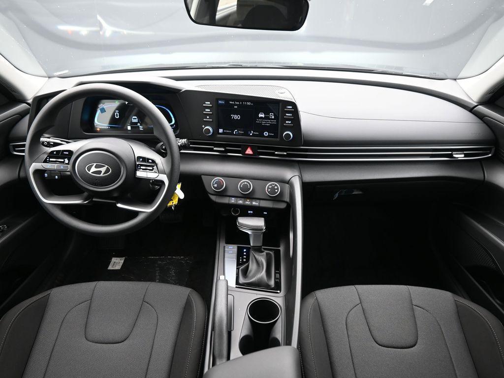 new 2025 Hyundai Elantra car, priced at $22,670