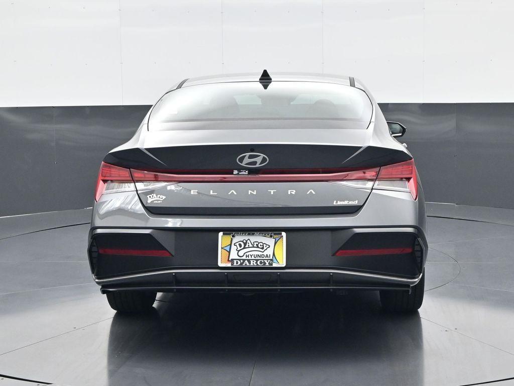 new 2025 Hyundai Elantra car, priced at $26,547