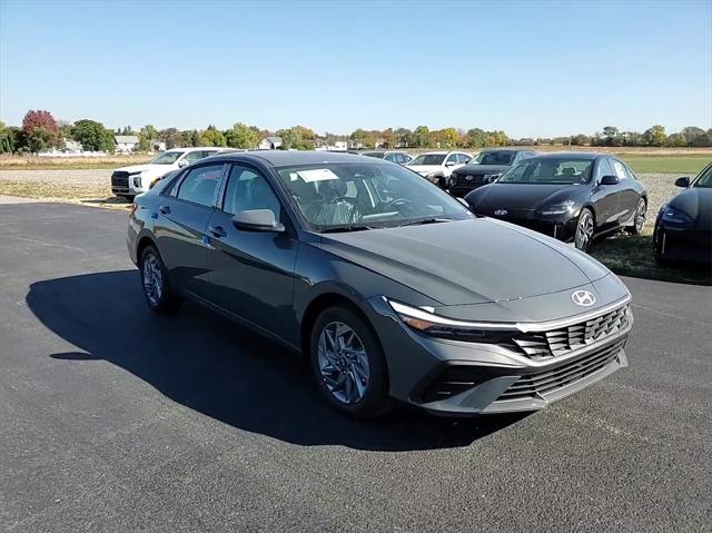 new 2025 Hyundai Elantra HEV car, priced at $26,337