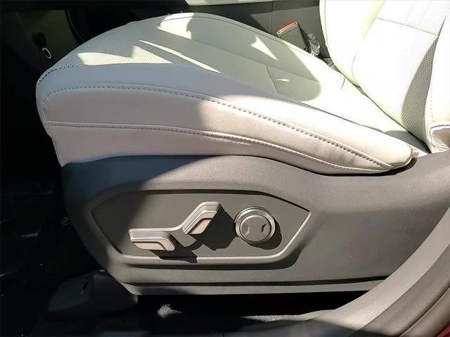 new 2025 Hyundai Santa Fe car, priced at $38,110