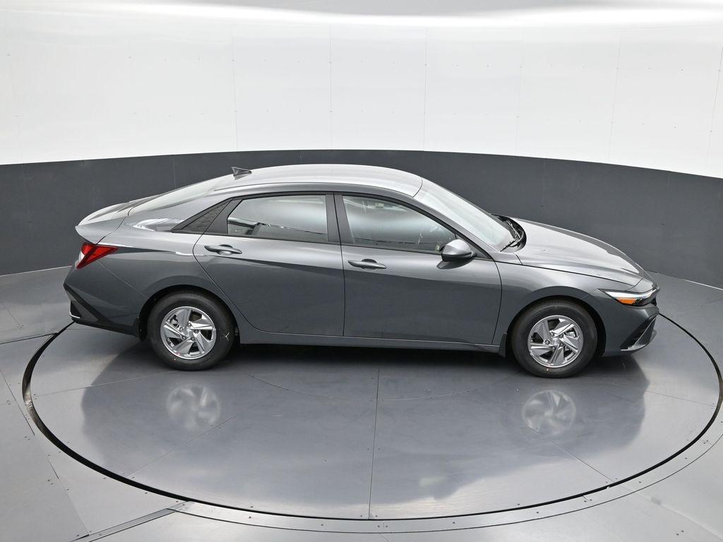 new 2025 Hyundai Elantra car, priced at $21,669