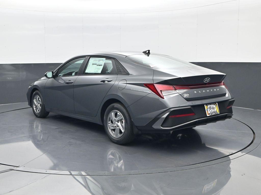 new 2025 Hyundai Elantra car, priced at $21,669