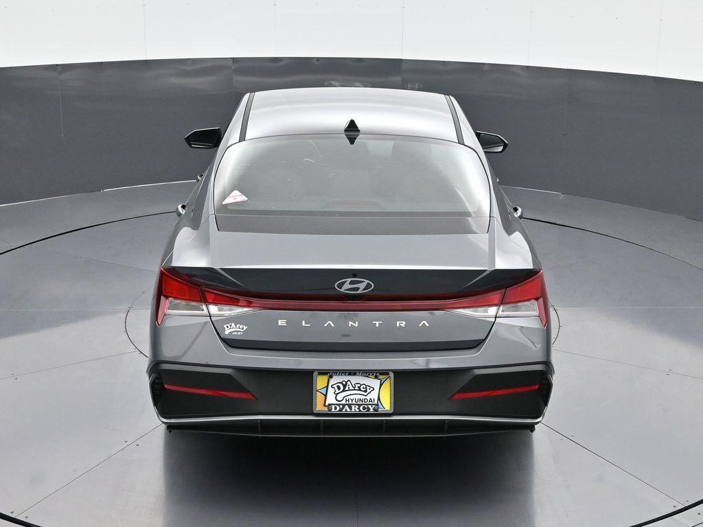 new 2025 Hyundai Elantra car, priced at $21,669