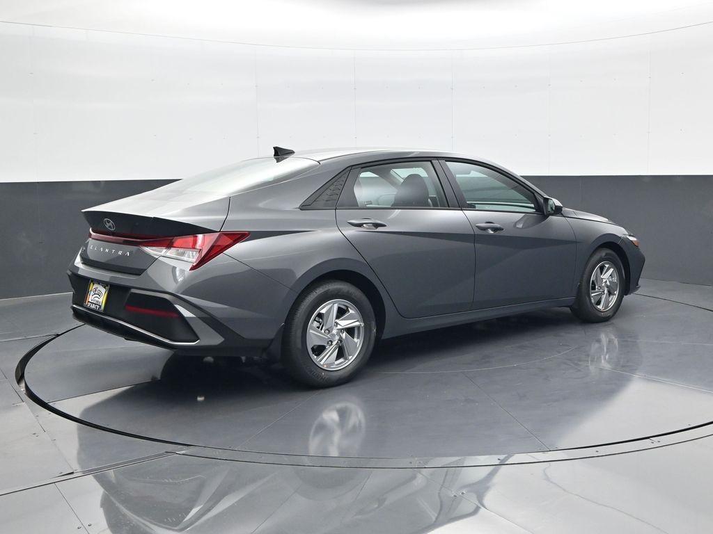 new 2025 Hyundai Elantra car, priced at $21,669