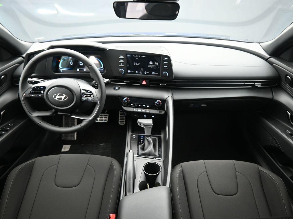 new 2025 Hyundai Elantra car, priced at $23,067