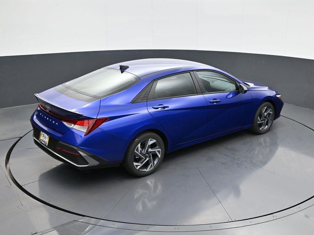 new 2025 Hyundai Elantra car, priced at $23,067