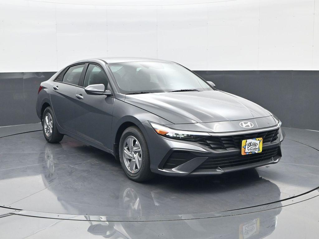 new 2025 Hyundai Elantra car, priced at $21,737