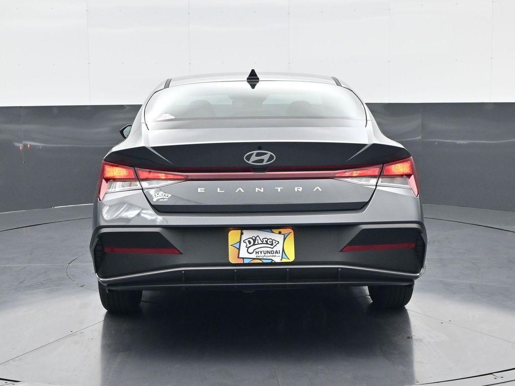 new 2025 Hyundai Elantra car, priced at $21,737