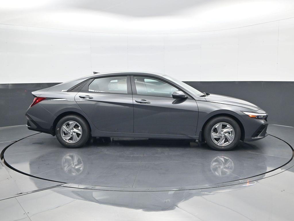 new 2025 Hyundai Elantra car, priced at $21,737