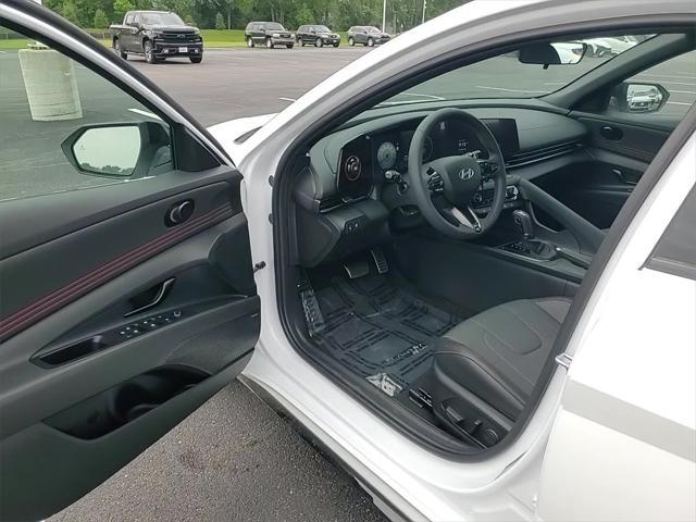 new 2025 Hyundai Elantra car, priced at $28,462