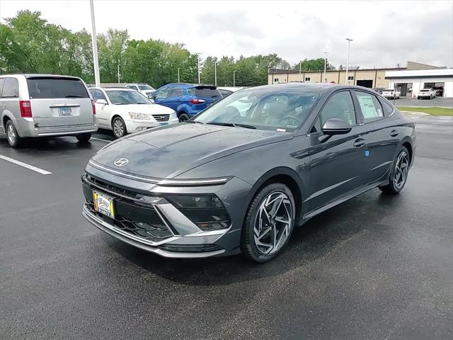 new 2025 Hyundai Sonata car, priced at $30,582