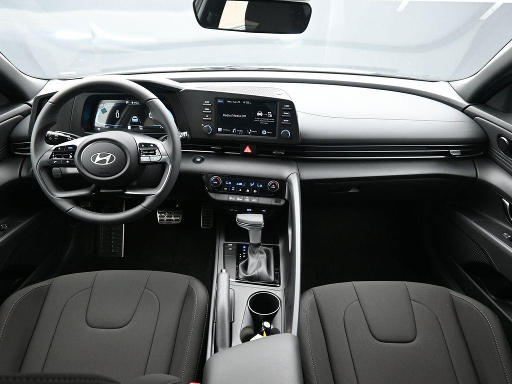 new 2025 Hyundai Elantra car, priced at $23,052