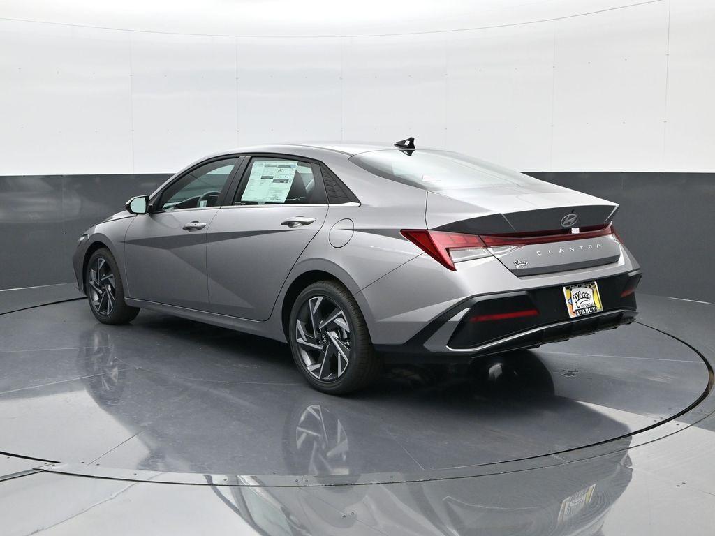 new 2025 Hyundai Elantra car, priced at $25,233