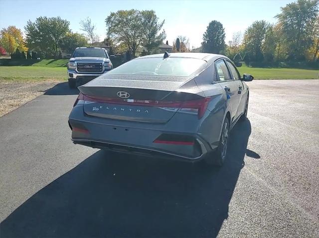 new 2025 Hyundai Elantra car, priced at $26,633