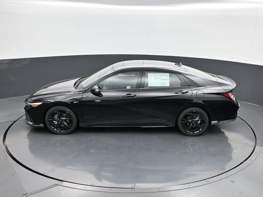 new 2025 Hyundai Elantra car, priced at $29,201