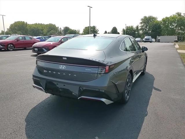 new 2024 Hyundai Sonata car, priced at $28,208