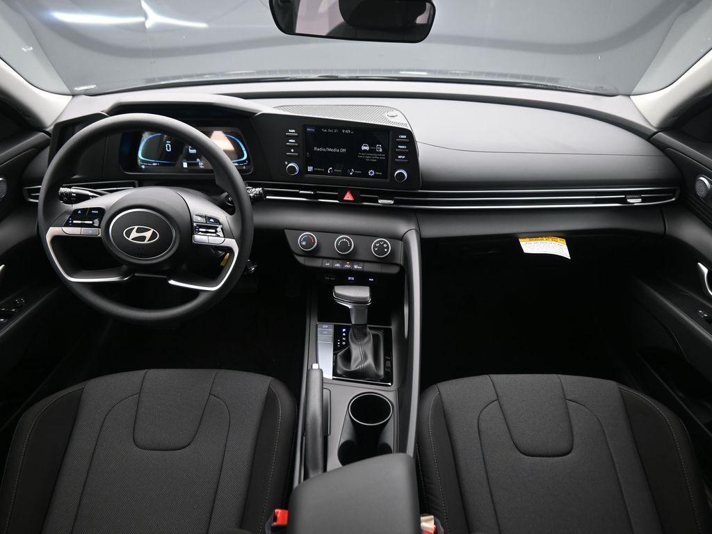 new 2025 Hyundai Elantra car, priced at $21,656