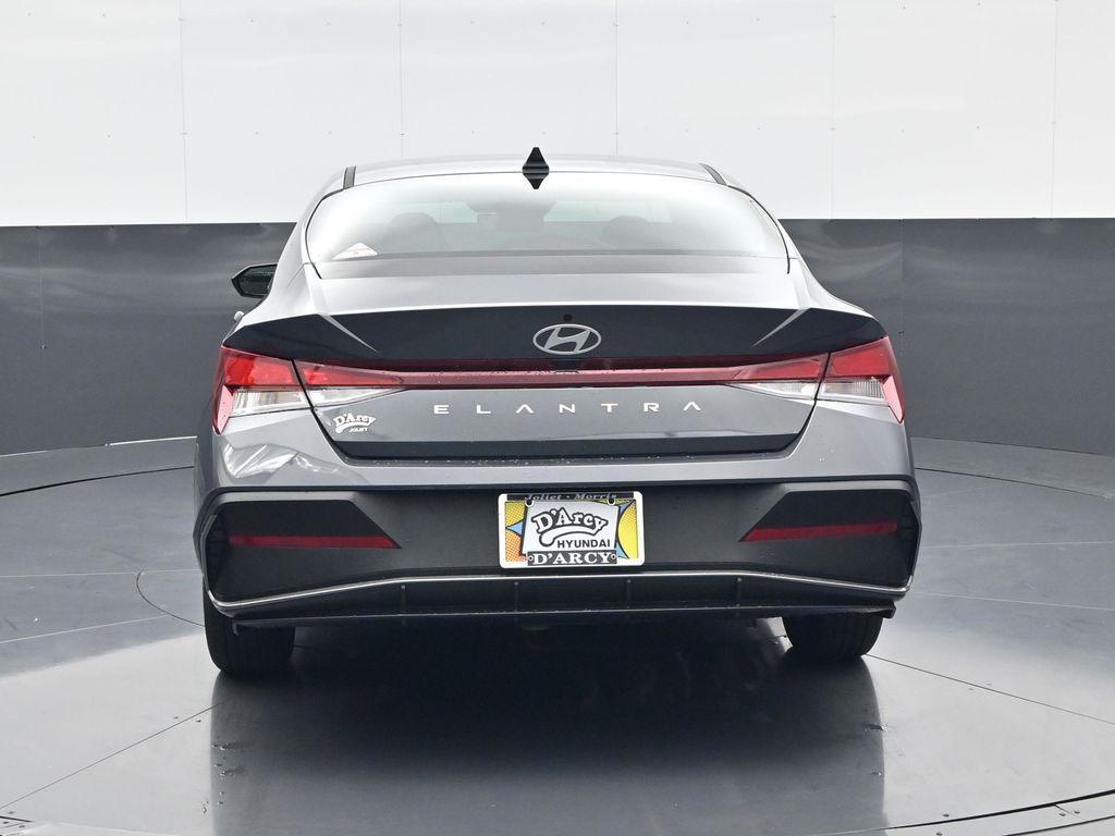 new 2025 Hyundai Elantra car, priced at $21,656
