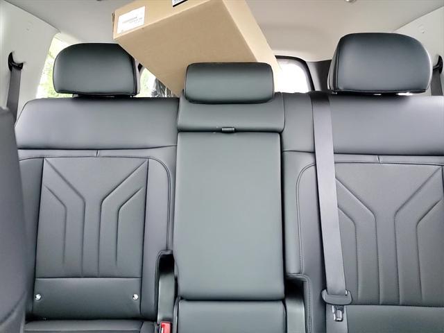 new 2025 Hyundai Santa Fe car, priced at $37,970