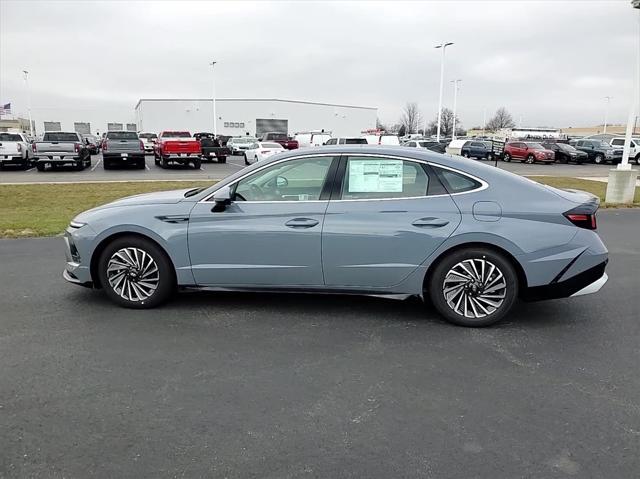 new 2025 Hyundai Sonata Hybrid car, priced at $38,528