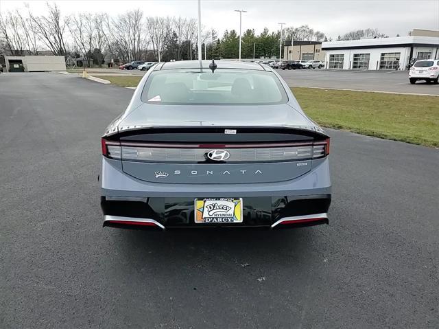 new 2025 Hyundai Sonata Hybrid car, priced at $38,528