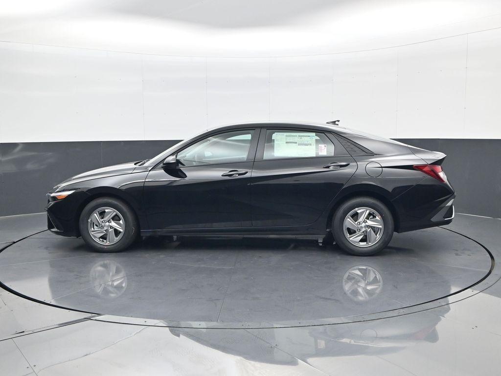 new 2025 Hyundai Elantra car, priced at $21,670