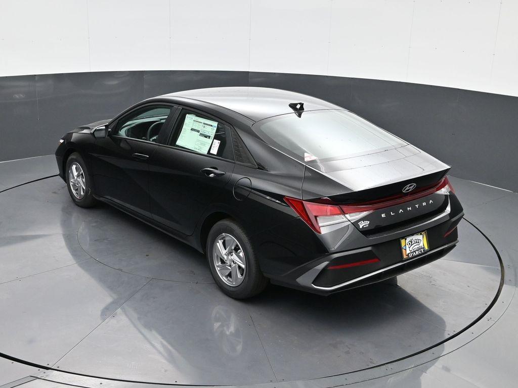new 2025 Hyundai Elantra car, priced at $21,670