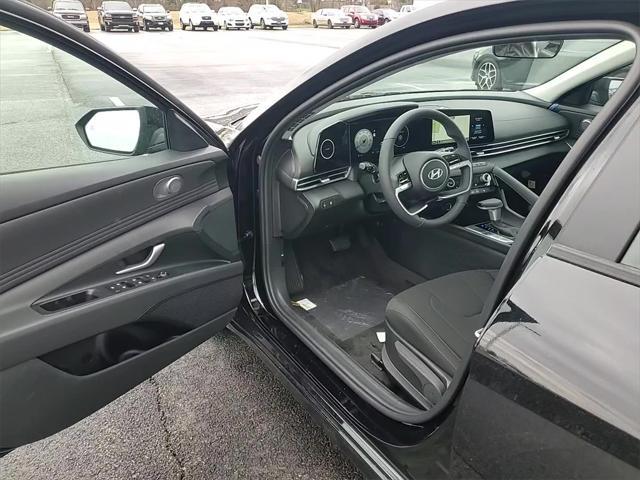 new 2025 Hyundai Elantra car, priced at $25,718