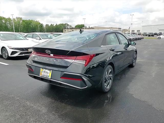 new 2025 Hyundai Elantra car, priced at $25,718