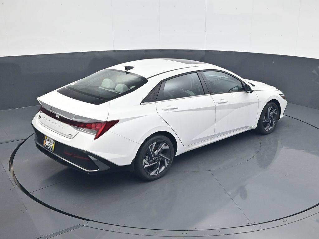 new 2025 Hyundai ELANTRA HEV car, priced at $29,043