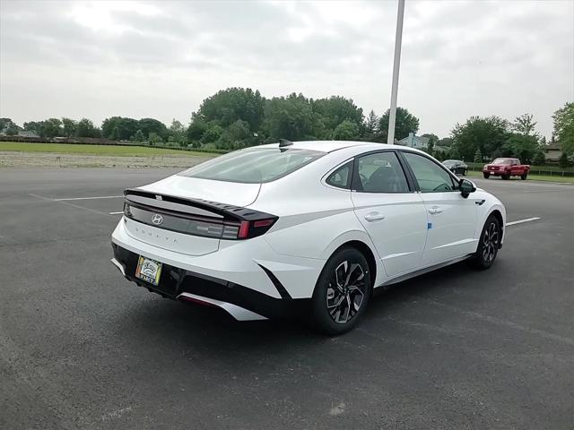 new 2025 Hyundai Sonata car, priced at $28,123
