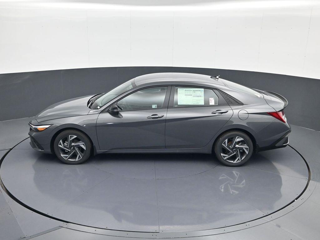 new 2025 Hyundai ELANTRA HEV car, priced at $25,465