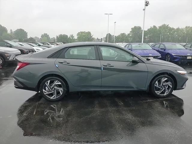 new 2025 Hyundai Elantra car, priced at $27,215