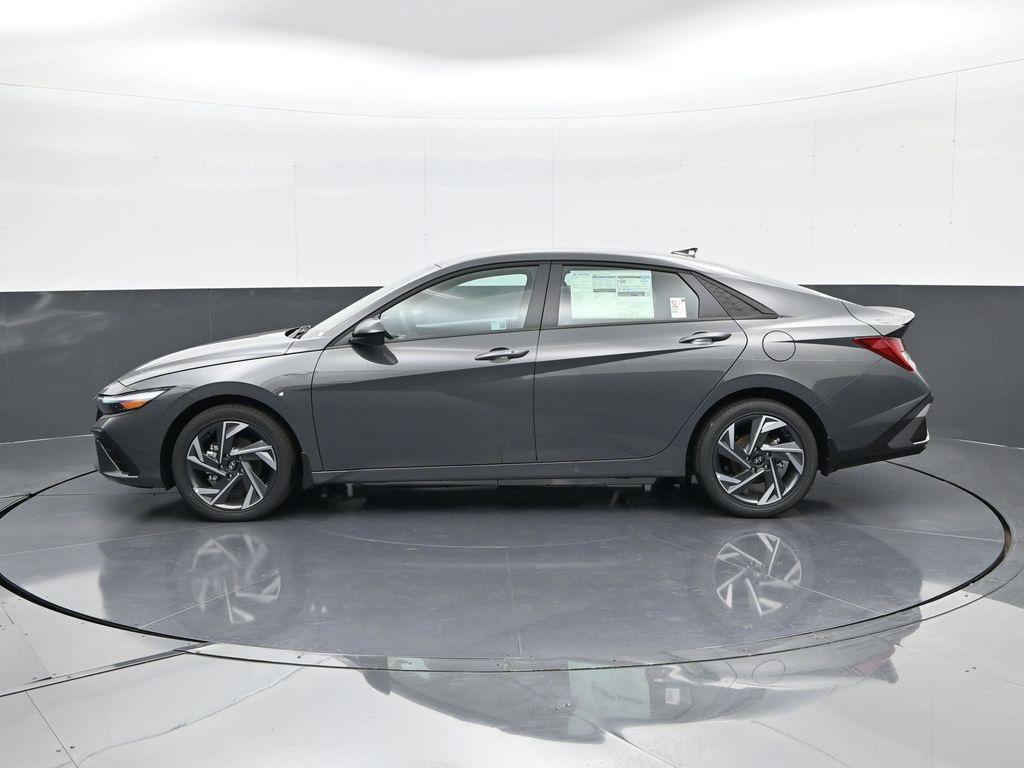 new 2025 Hyundai ELANTRA HEV car, priced at $25,465