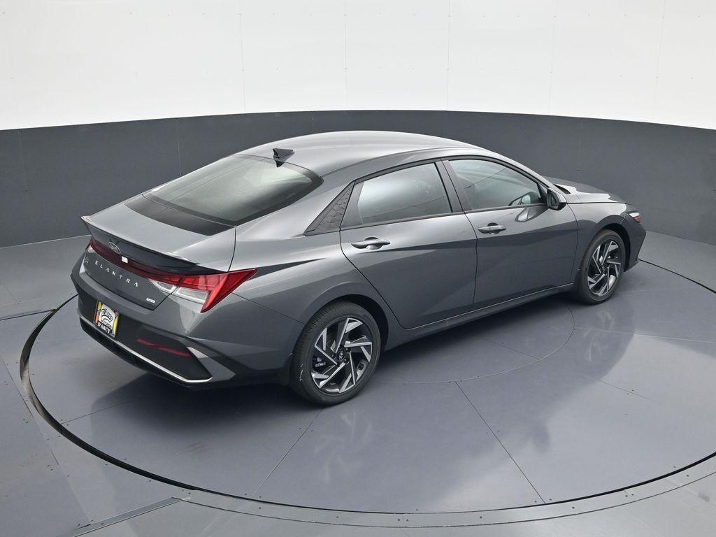 new 2025 Hyundai ELANTRA HEV car, priced at $25,465