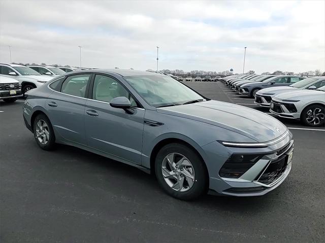 new 2025 Hyundai Sonata car, priced at $27,452