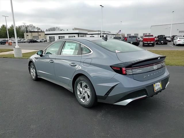 new 2025 Hyundai Sonata car, priced at $27,452